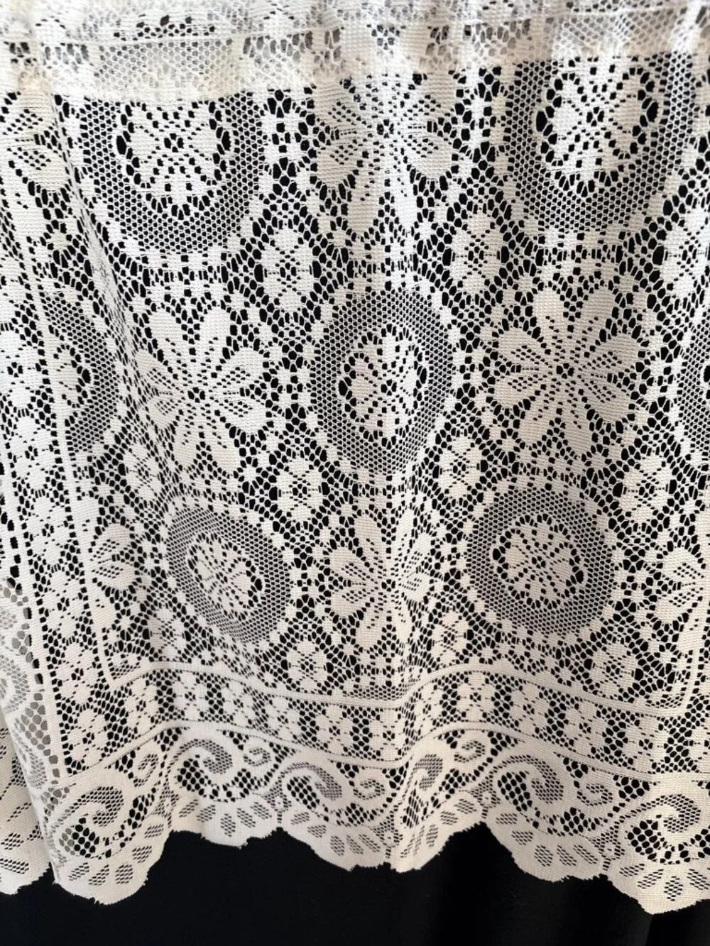 Cream Lace Curtain Set 56